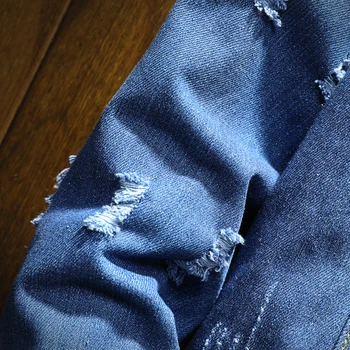2020 Nový hot prodej pánské Jarní Podzimní kabáty Muži Džínové sako Modré bavlněné šaty Pánské džínové bundy Plus velikost M-5XL díru kabát muži