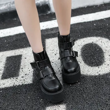 2021new jarní boty ženy vysoké tlusté platformy Martin boty vysoké podpatky ženy boty kožené kotníkové boty pro ženy
