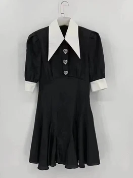 Francouzský Vintage Černé Šití Vysokým Pasem Šaty Hepburn Styl Bílé Klopy ve Tvaru Srdce Drahokamu Jaro 2021 Dámské Oblečení