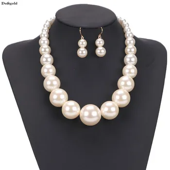 Luxusní Kulatý Velký Simulované Pearl Náhrdelník Náušnice Šperky Sady Pro Ženy Prohlášení Náhrdelník Nový Módní Náhrdelník Šperky Sady