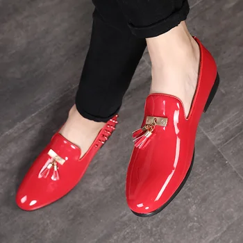 M-anxiu 2020 Formální boty Pro Vánoční večírek střapcem Nýt oxfordy boty Muž módní Světlé Obchodní Svatební kožené boty