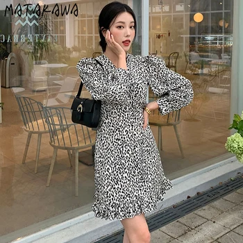 MATAKAWA Retro Krátké Módní Leopard Tisk V-neck Ženy Oblékat Korea Elegantní Štíhlý Pas Puff Sleeve Prohrábnout Šaty