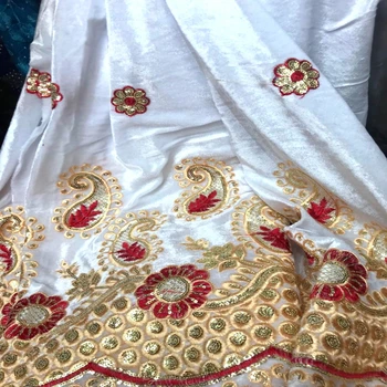 Nové vysoce kvalitní bílá barva, vyšívané husté Africké krajky tkaniny sametová látka se zlatými flitry pro šití svatební šaty
