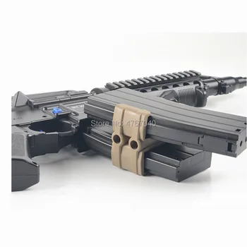 Nylon Clip AR15 Puška Zbraň Dual Časopis Spojka Odkaz Časopis Speed Loader Airsoft Paralelního Konektoru M4 MAG595 Příslušenství