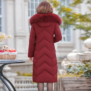 Plus Velikost Zimní Oblečení Ženy 2020 X-Dlouhý Kožešinový Límec Zimní Kabát Ženy Elegantní Výšivka Bavlna Dolů Jackte Žena Parka S Kapucí