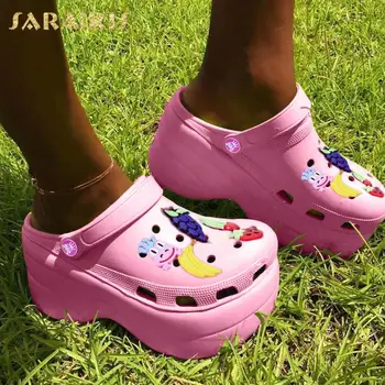 SARAIRIS vysoké podpatky Zbrusu nový 2020 Silná platforma otvory boty letní dámské plážové sandály papuče