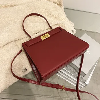 Vysoký smysl malý sáček ženy 2020 podzimní a zimní nové módní móda all-zápas messenger bag textury dámská kabelka