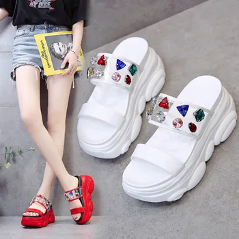 Xiaying Úsměv Muffin s tlustým dno sandály v létě nové transparentní drahokamu ležérní divoké ženy sandály a pantofle