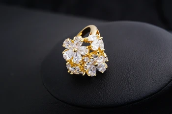 Yunkingdom bílé zirkony prsteny pro ženy zlatá barva anel velký prsten dárky